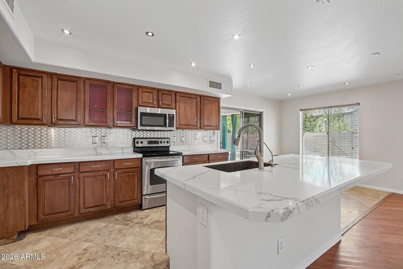 520 S 112TH Drive, Avondale, AZ 85323 — photo 16 of 39