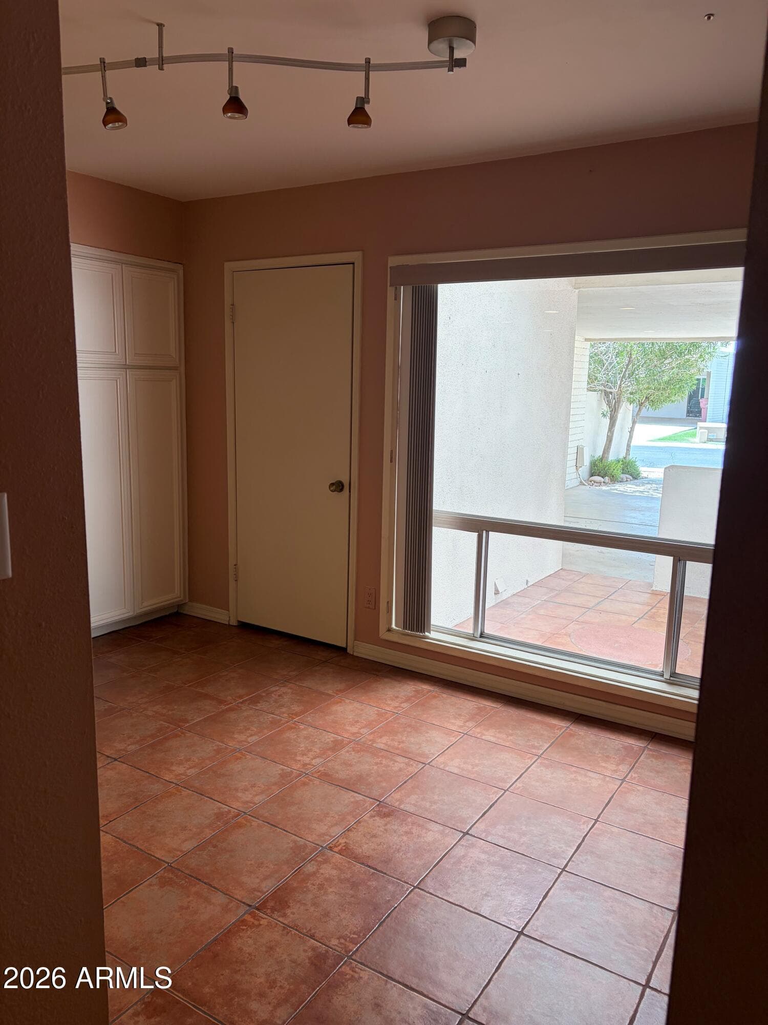 7221 N VIA DE LA SIESTA, Scottsdale, AZ 85258 — photo 4 of 24