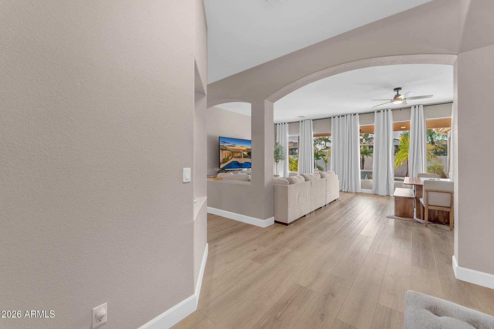 840 W CHERRYWOOD Drive, Chandler, AZ 85248 — photo 10 of 68