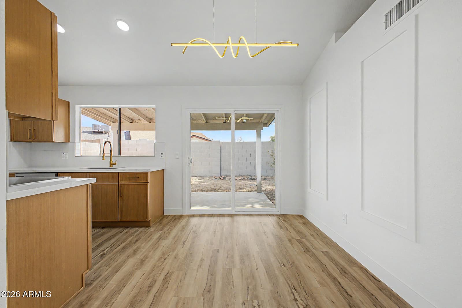 3033 W TONOPAH Drive, Phoenix, AZ 85027 — photo 7 of 22