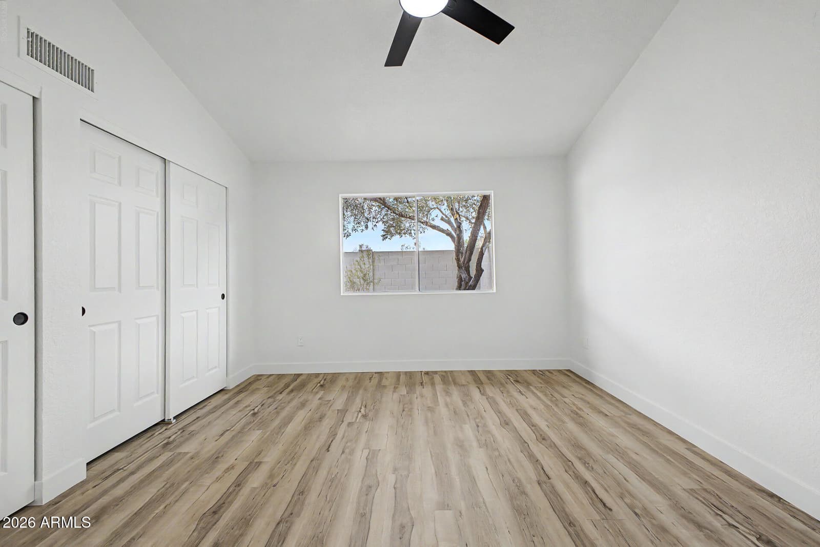 3033 W TONOPAH Drive, Phoenix, AZ 85027 — photo 12 of 22