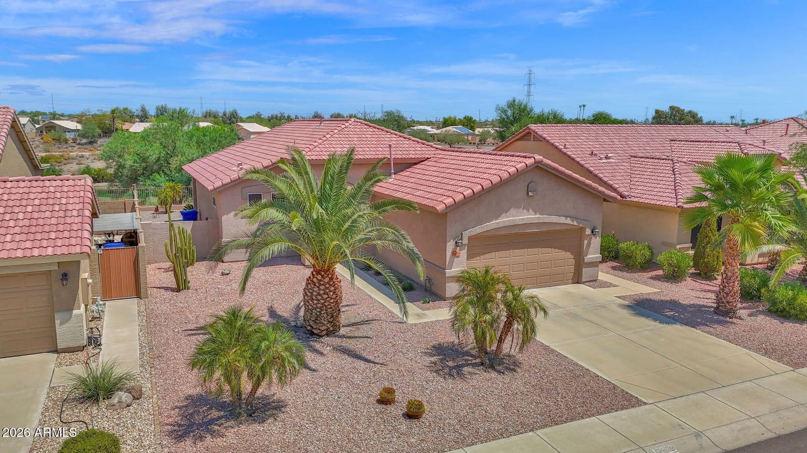 18379 N 116TH Drive, Surprise, AZ 85378 — photo 3 of 34