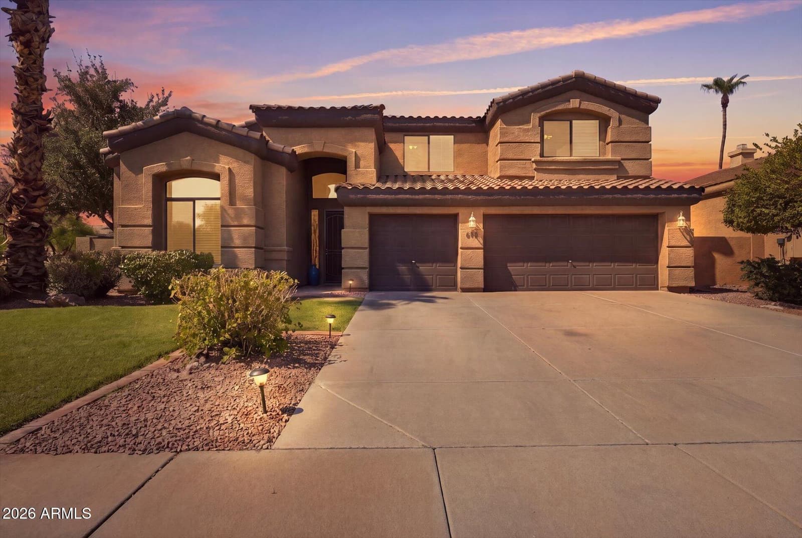 692 W HONEYSUCKLE Drive, Chandler, AZ 85248 — photo 1 of 59