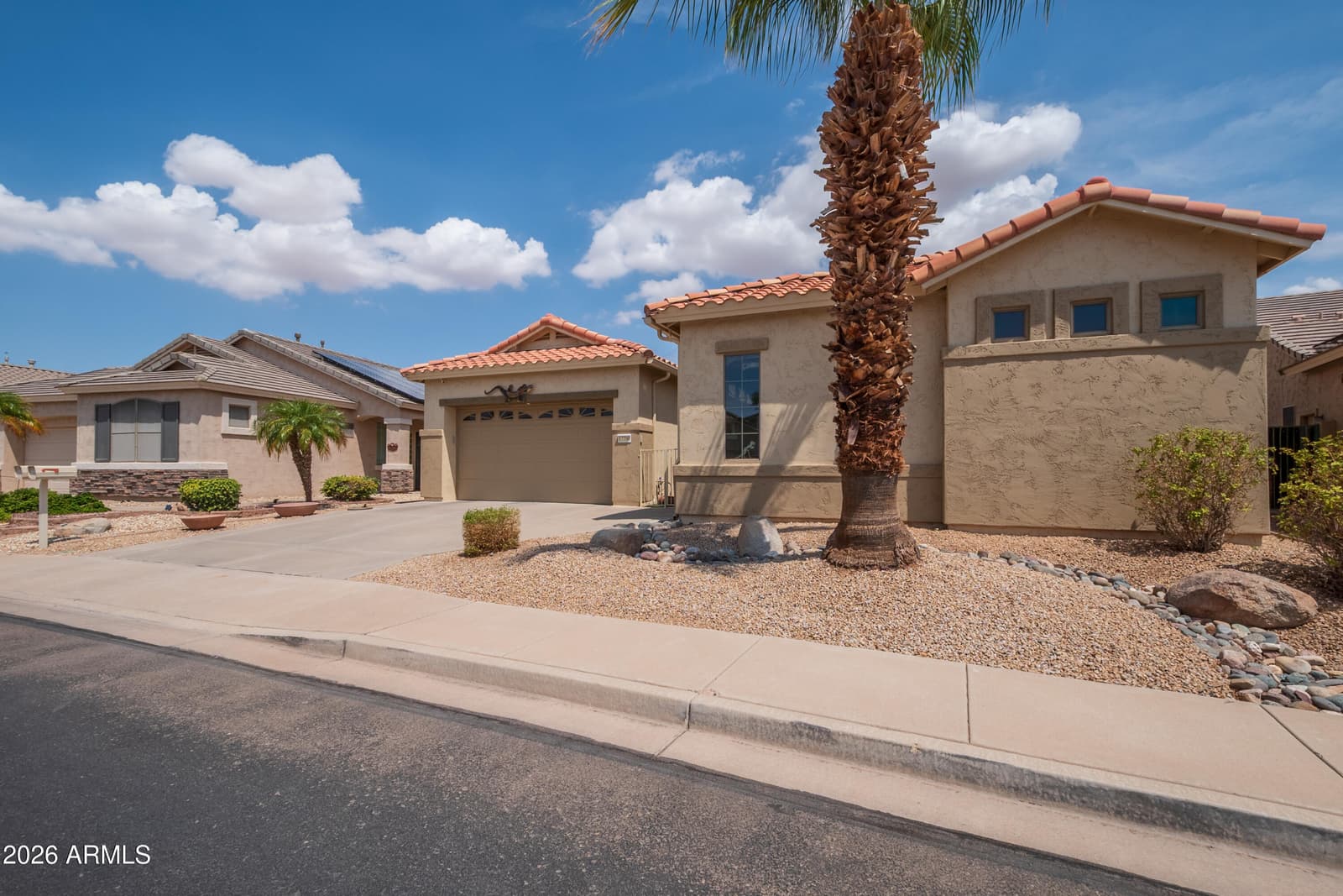 17790 W SAMMY Way, Surprise, AZ 85374 — photo 3 of 45
