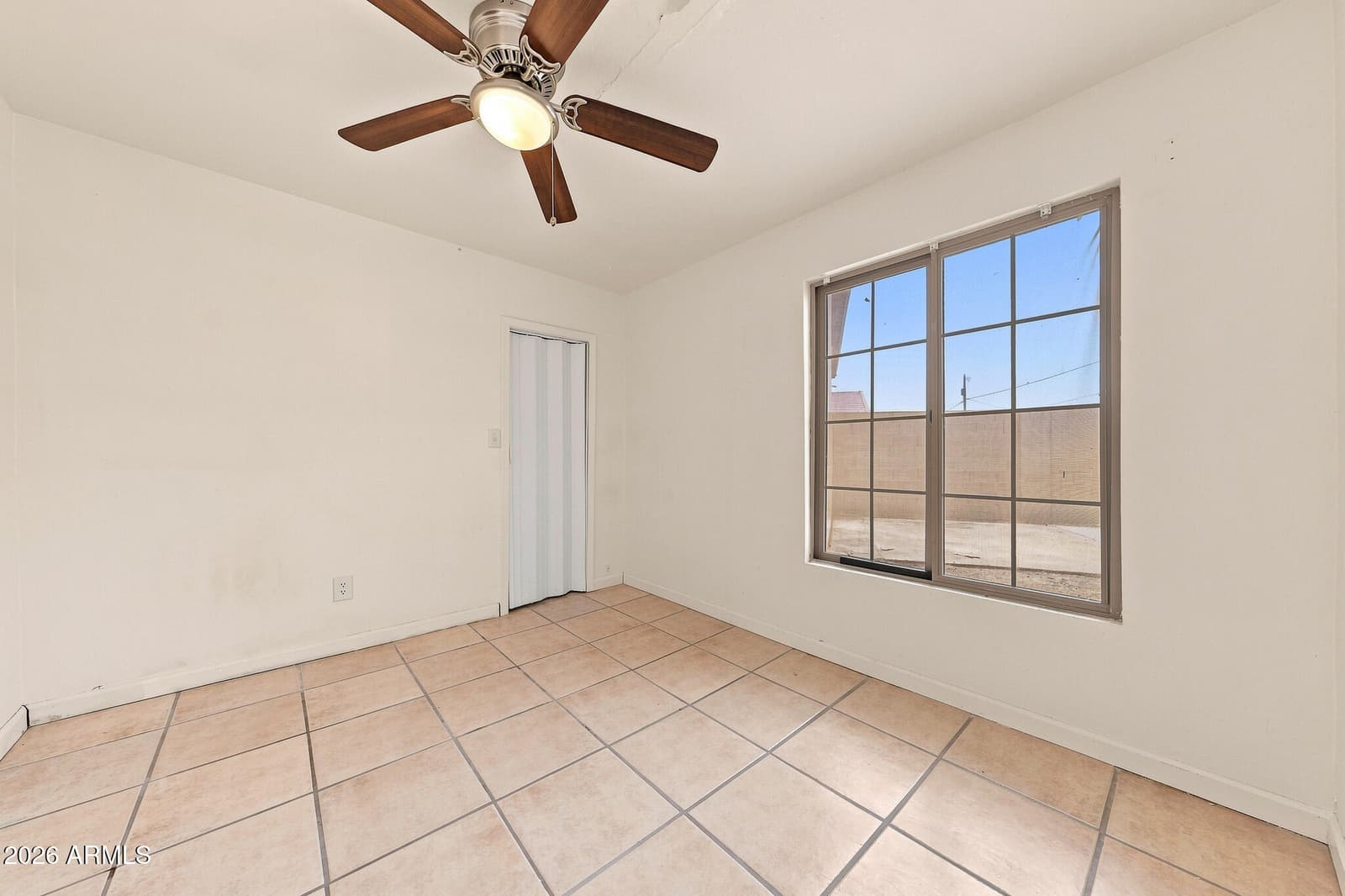 304 W MCNEIL Street, Phoenix, AZ 85041 — photo 31 of 78