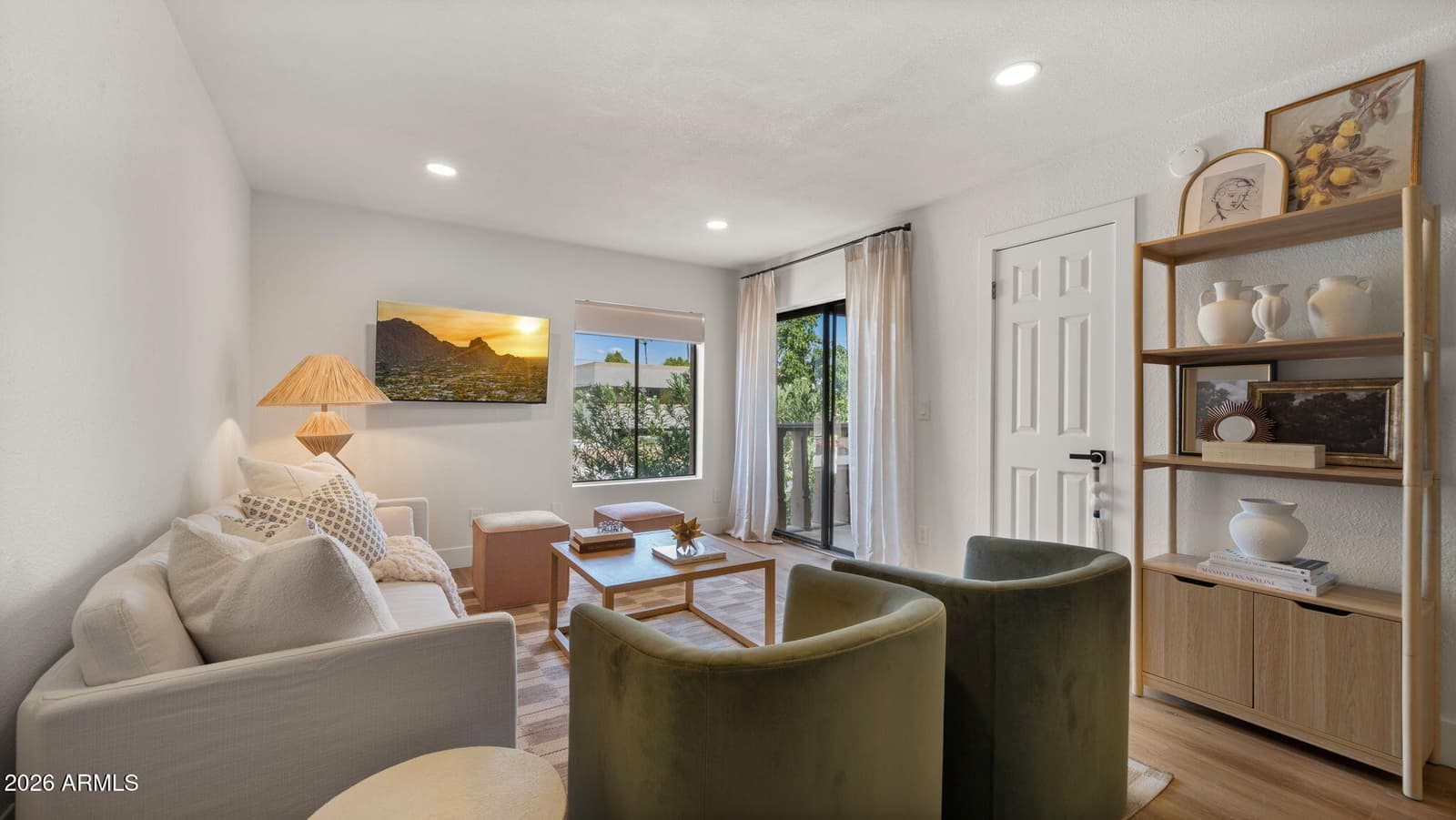 8649 E ROYAL PALM Road 213, Scottsdale, AZ 85258 — photo 1 of 34