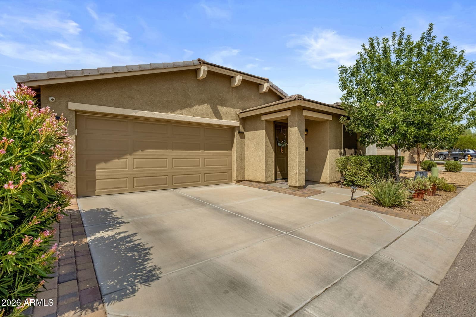 1858 W EXPRESSMAN Street, Apache Junction, AZ 85120 — photo 2 of 36