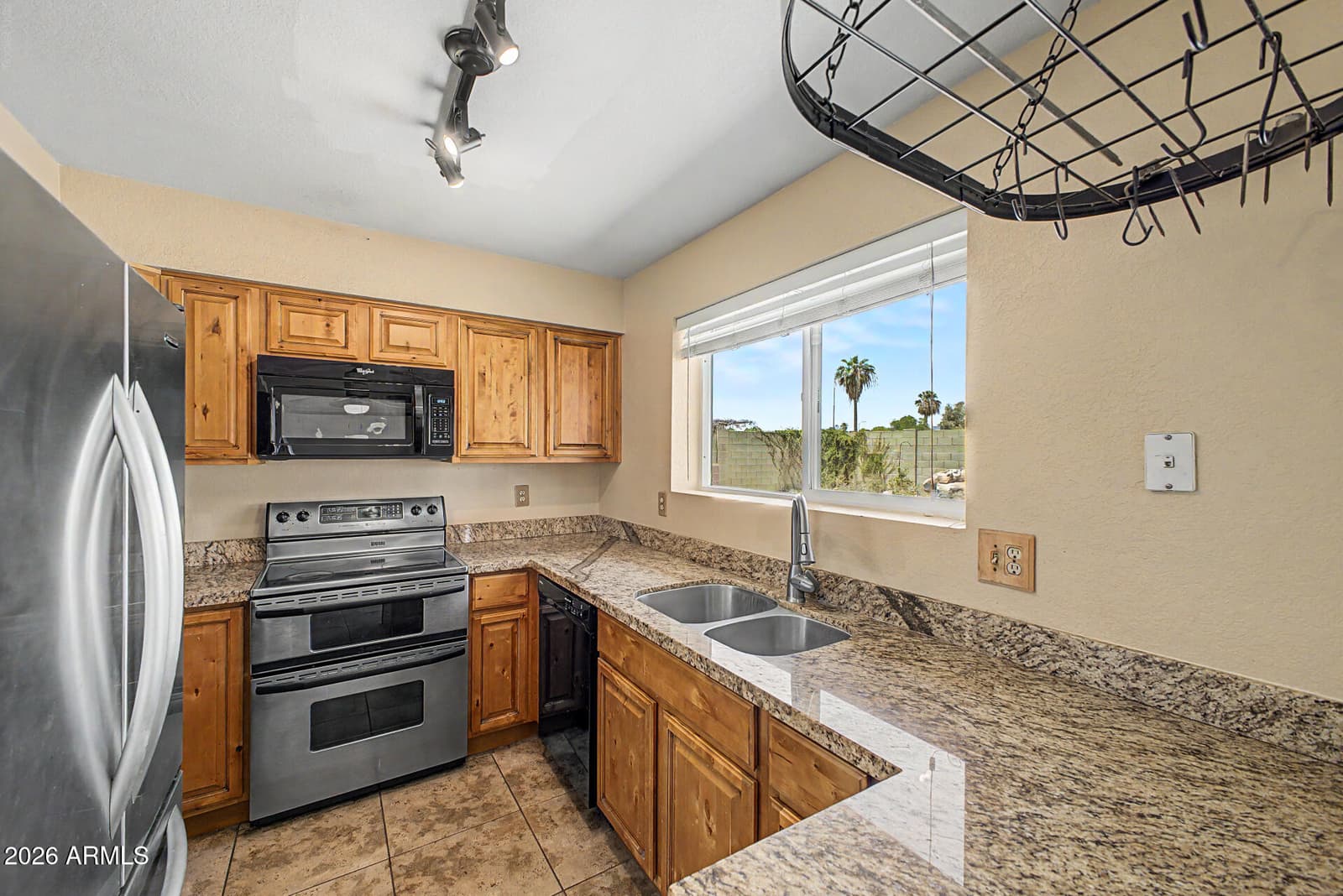 2402 E CARMEL Avenue, Mesa, AZ 85204 — photo 6 of 26