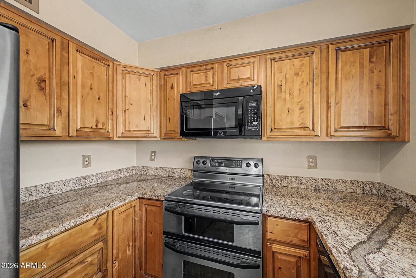 2402 E CARMEL Avenue, Mesa, AZ 85204 — photo 7 of 26