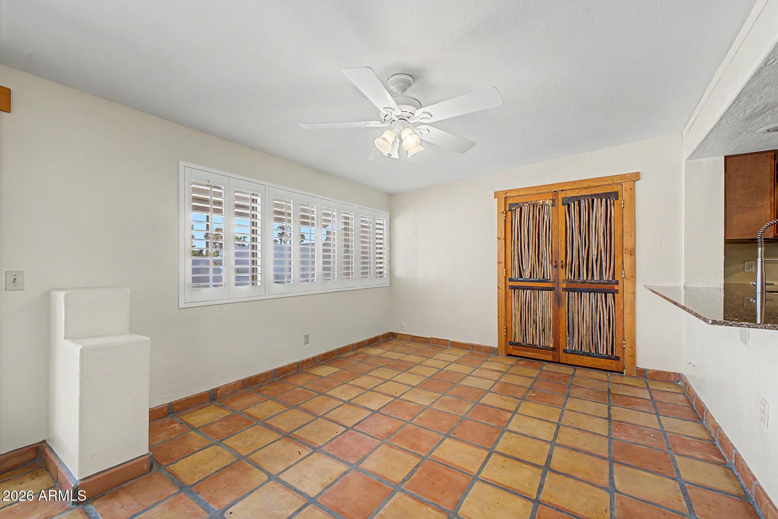 2075 E CAIRO Drive, Tempe, AZ 85282 — photo 10 of 30