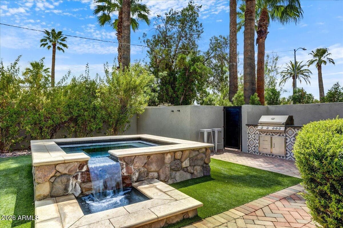 324 W MONTE VISTA Road, Phoenix, AZ 85003 — photo 29 of 38