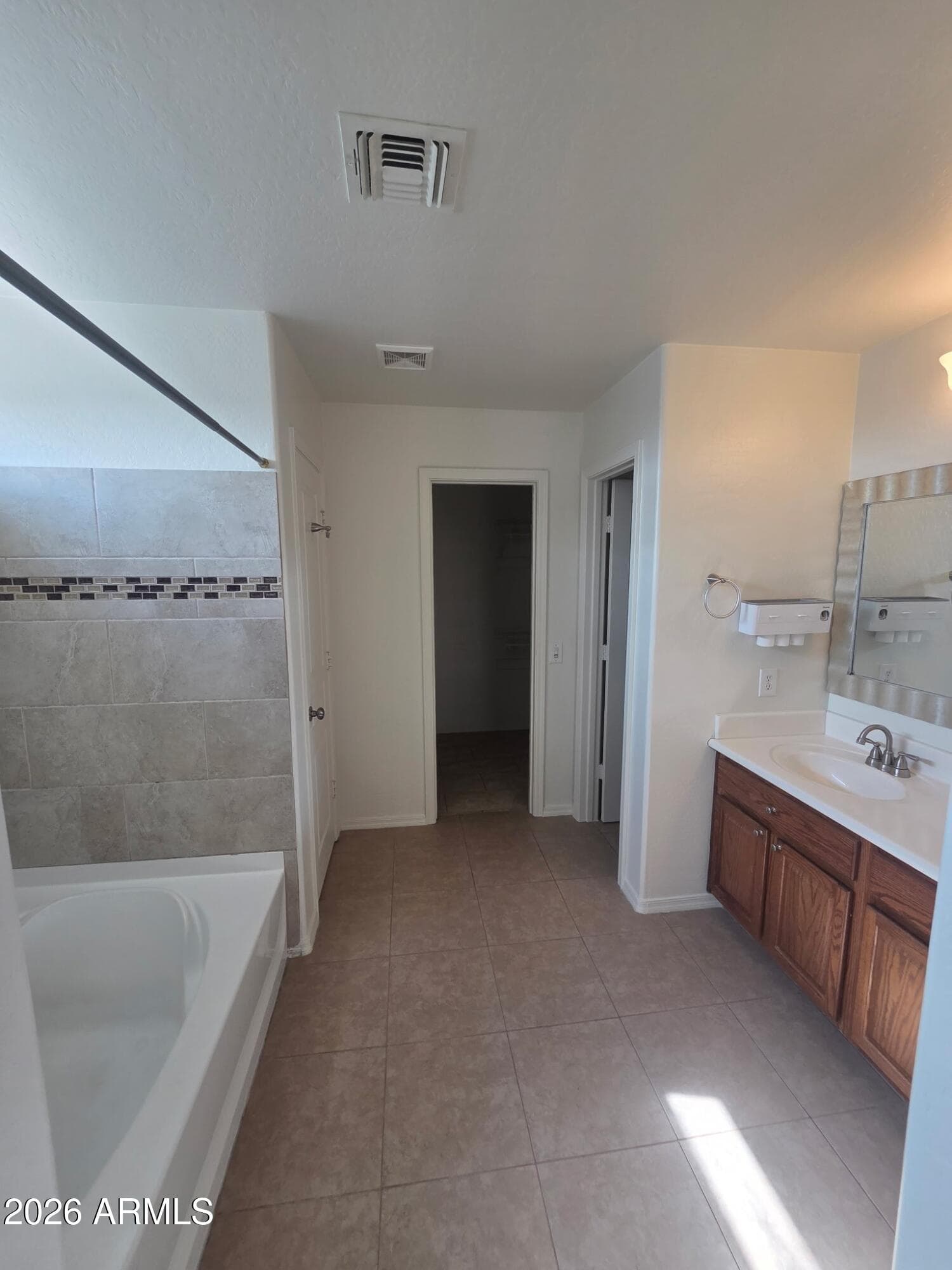 41108 N HUDSON Trail, Anthem, AZ 85086 — photo 13 of 31