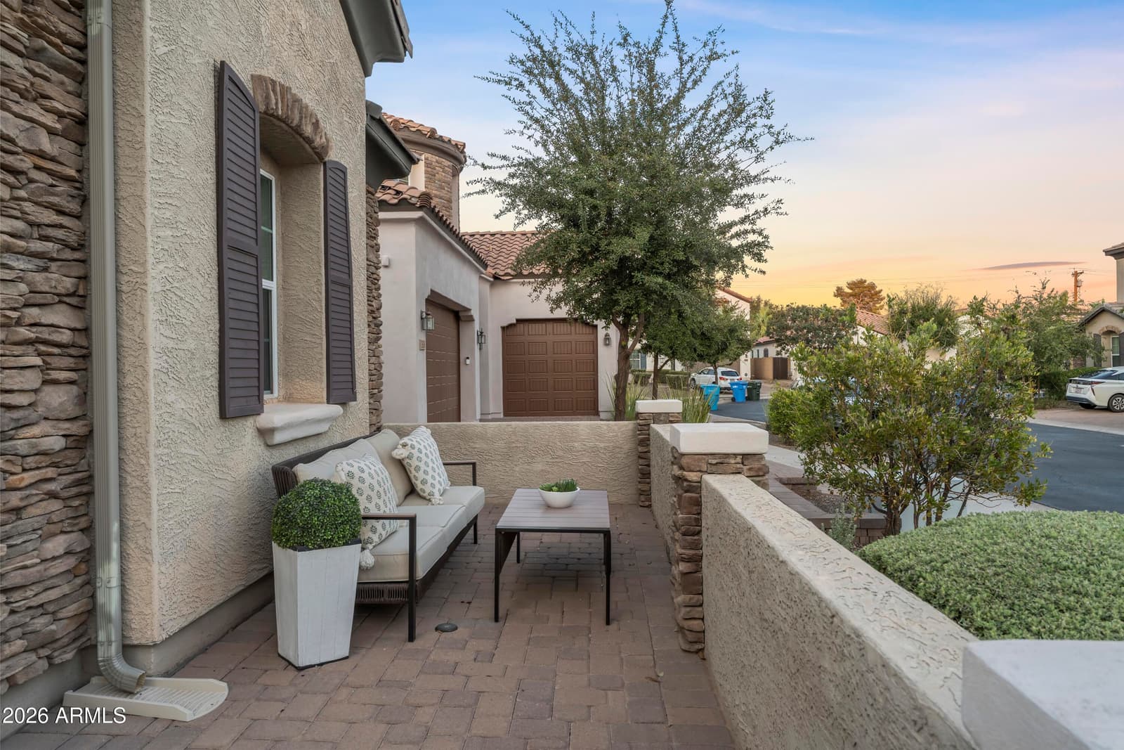 2922 E MINNEZONA Avenue, Phoenix, AZ 85016 — photo 4 of 45