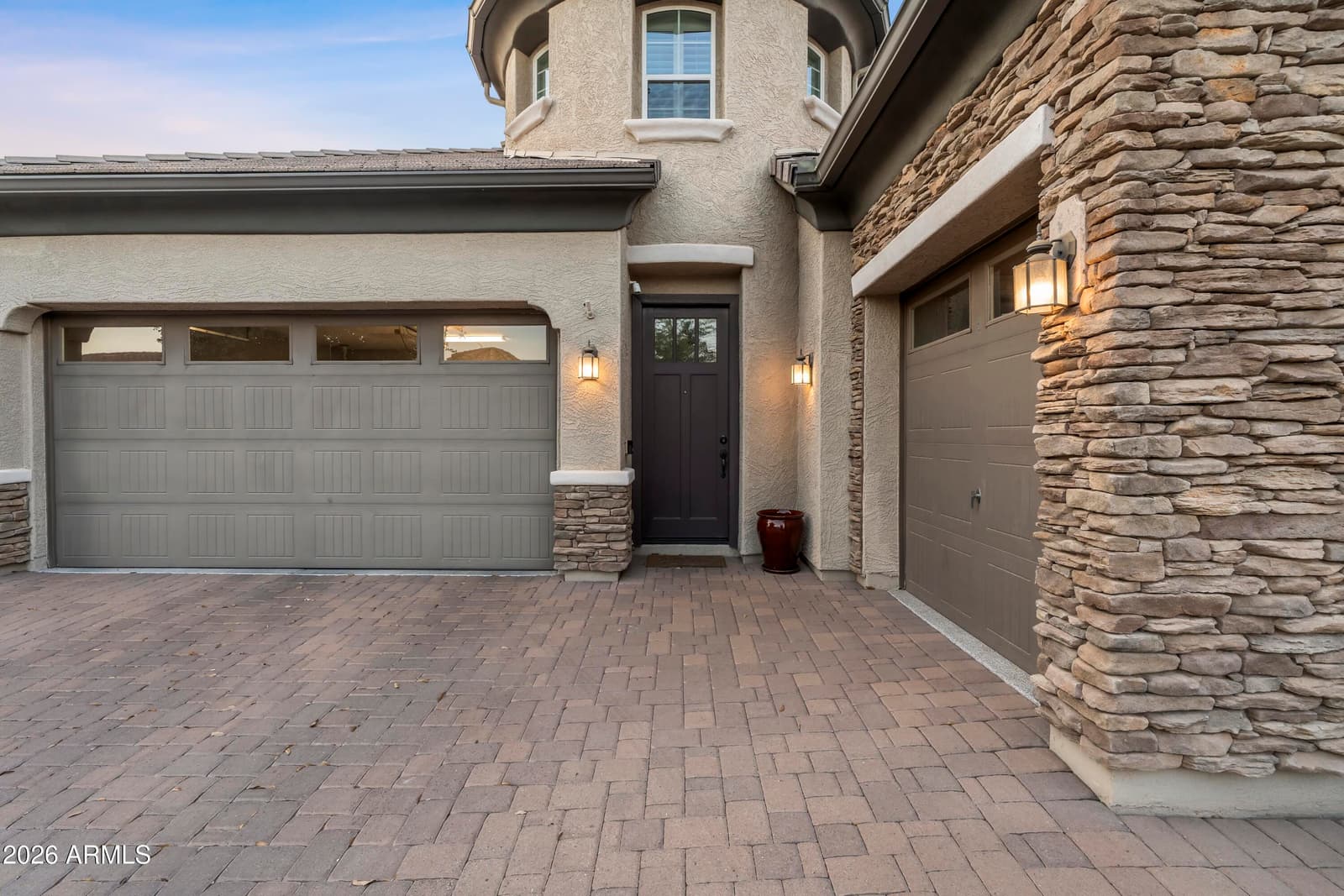 2922 E MINNEZONA Avenue, Phoenix, AZ 85016 — photo 5 of 45