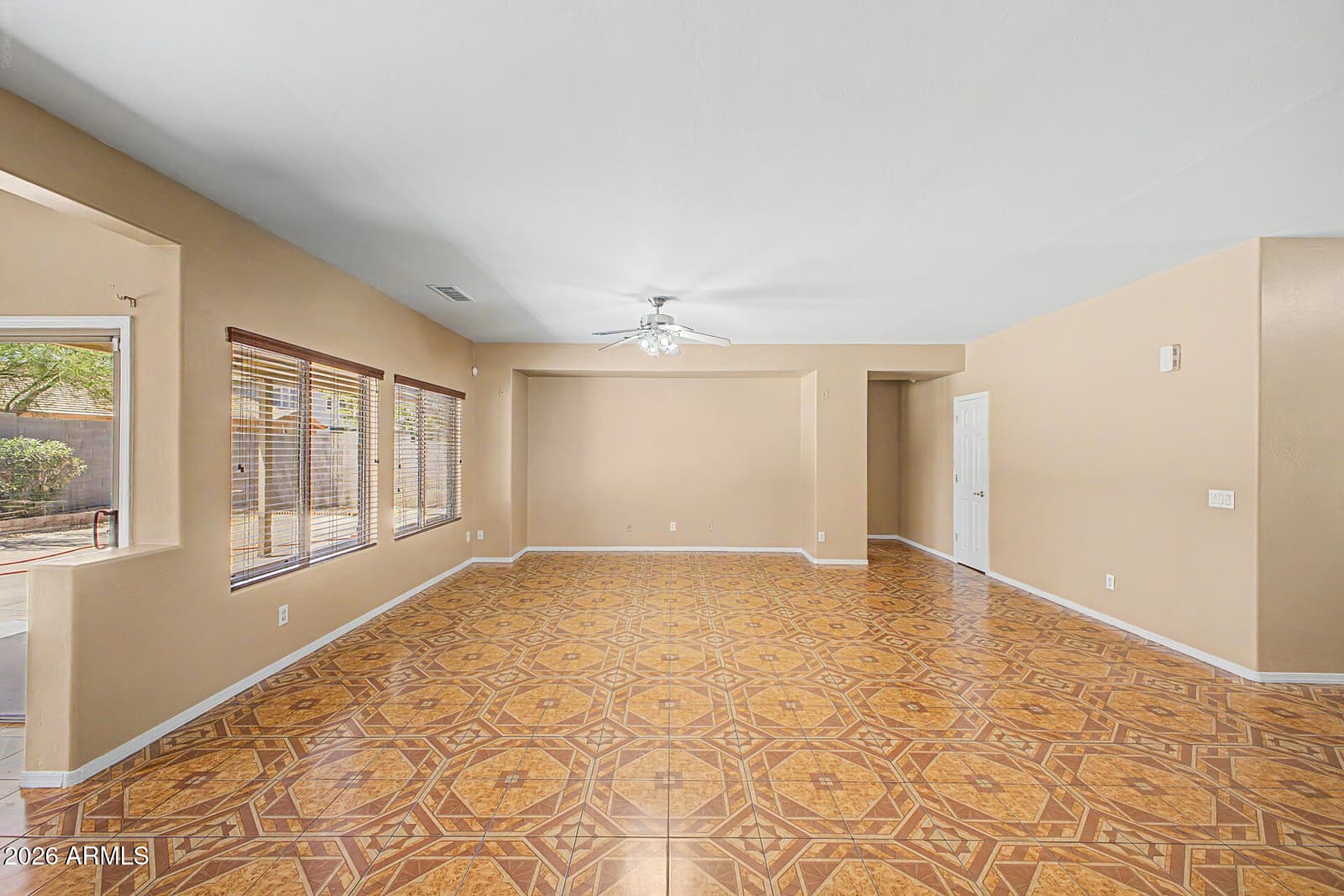 5329 W LA SALLE Street, Laveen, AZ 85339 — photo 9 of 38