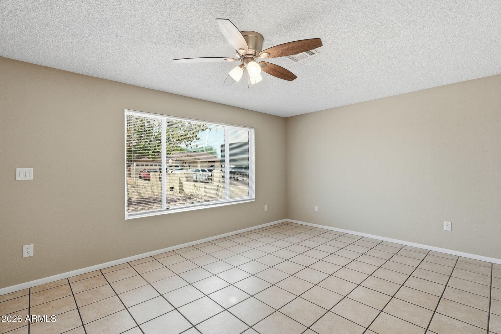 5417 W PALM Lane, Phoenix, AZ 85035 — photo 4 of 34