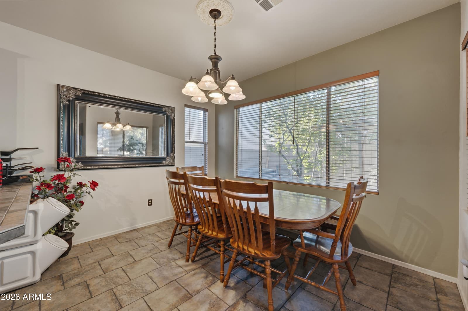 4172 E ORCHID Lane, Gilbert, AZ 85296 — photo 10 of 25