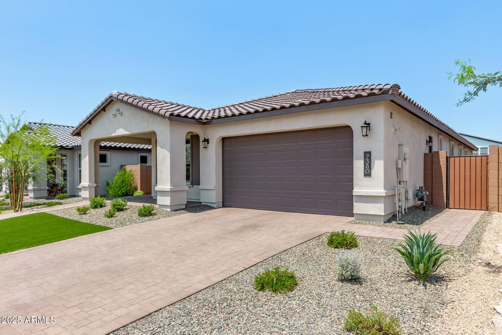 7380 W BENT TREE Drive, Peoria, AZ 85383 — photo 3 of 45