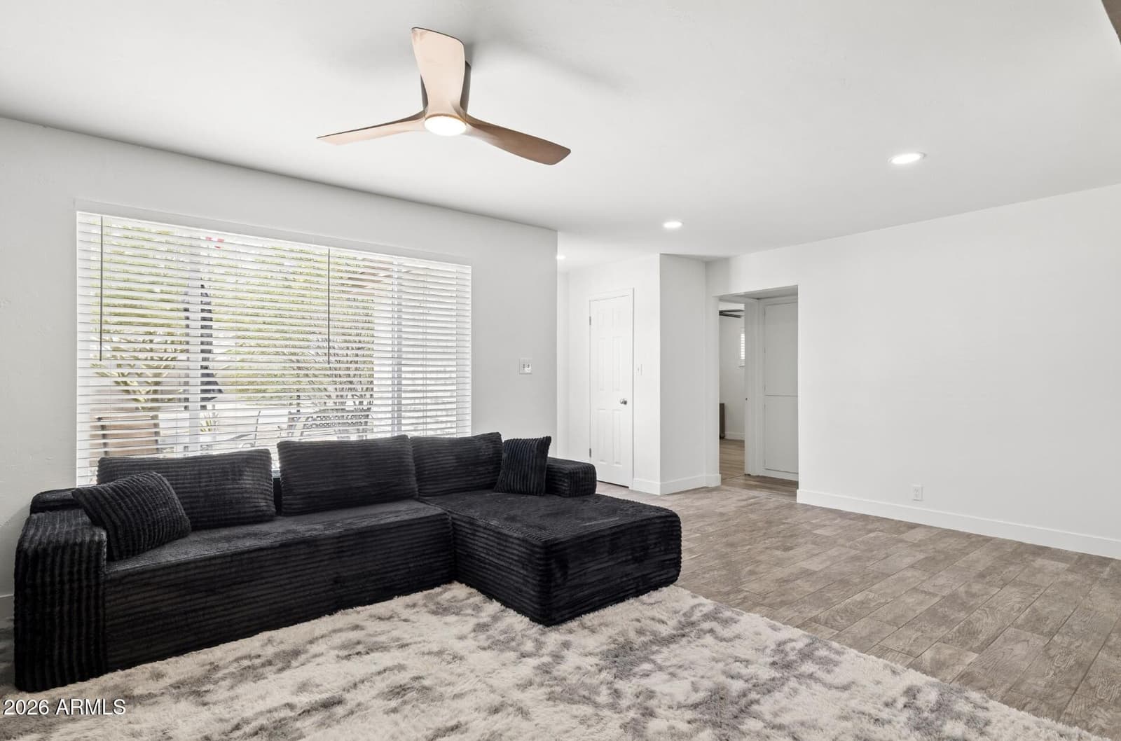 8329 N 5TH Street, Phoenix, AZ 85020 — photo 7 of 42