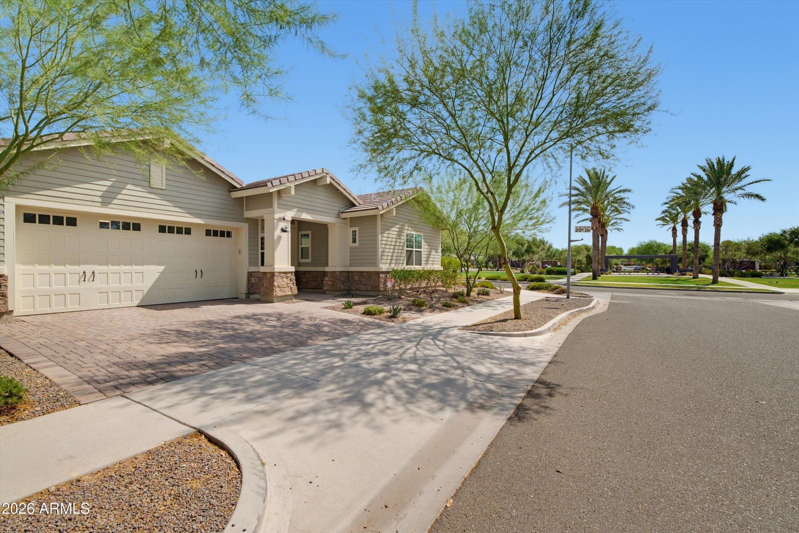 2024 W ANDALUSIAN Trail W, Phoenix, AZ 85085 — photo 7 of 95