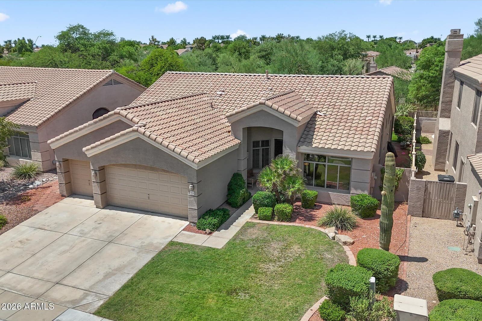 10018 E KAREN Drive, Scottsdale, AZ 85260 — photo 1 of 25