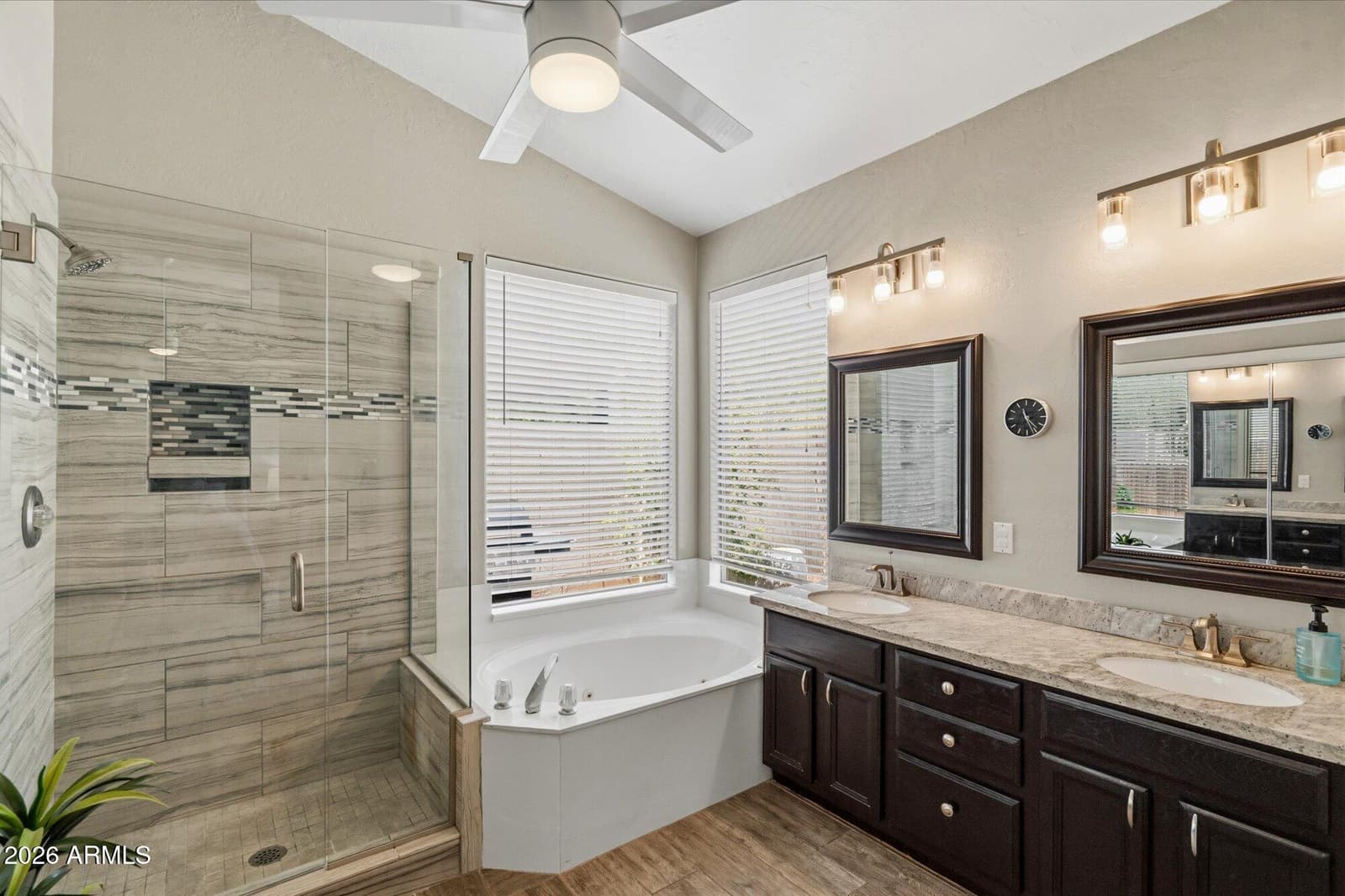 10018 E KAREN Drive, Scottsdale, AZ 85260 — photo 9 of 25