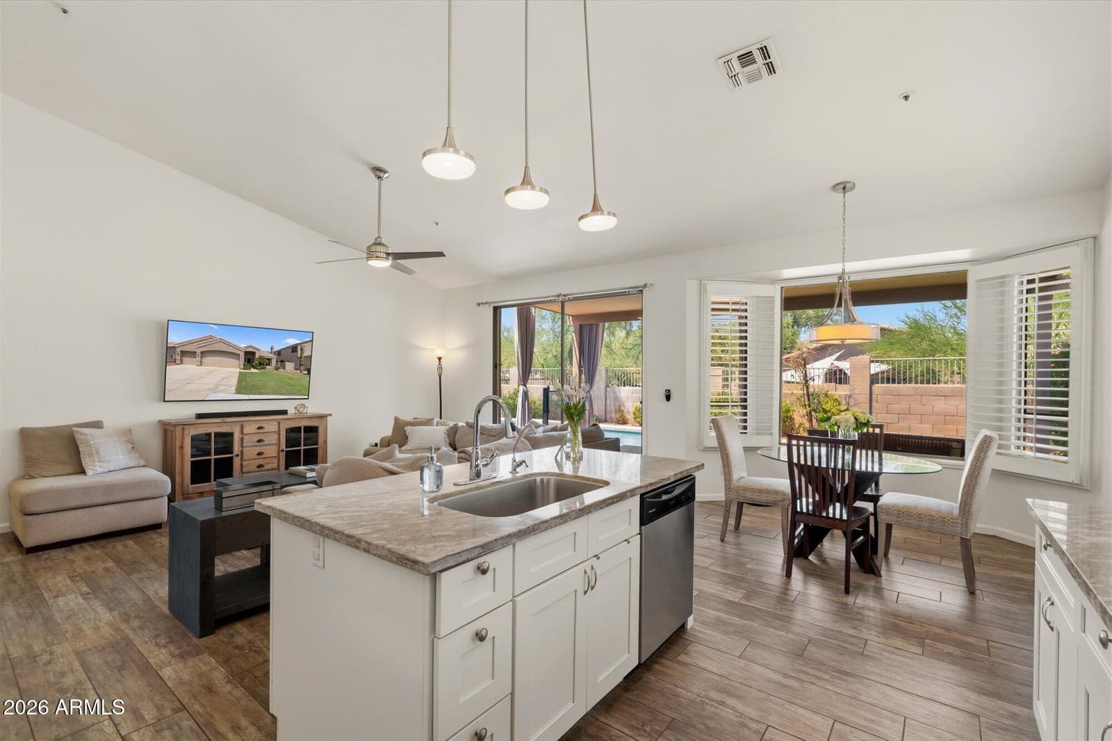 10018 E KAREN Drive, Scottsdale, AZ 85260 — photo 5 of 25