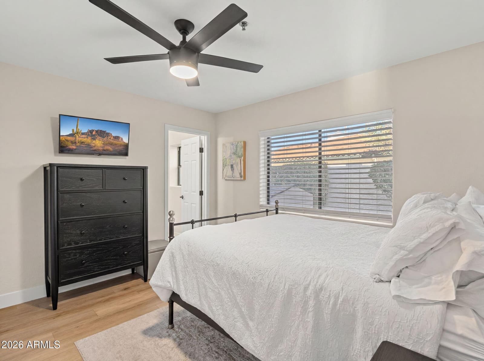 10945 E SAN SALVADOR Drive, Scottsdale, AZ 85259 — photo 24 of 35