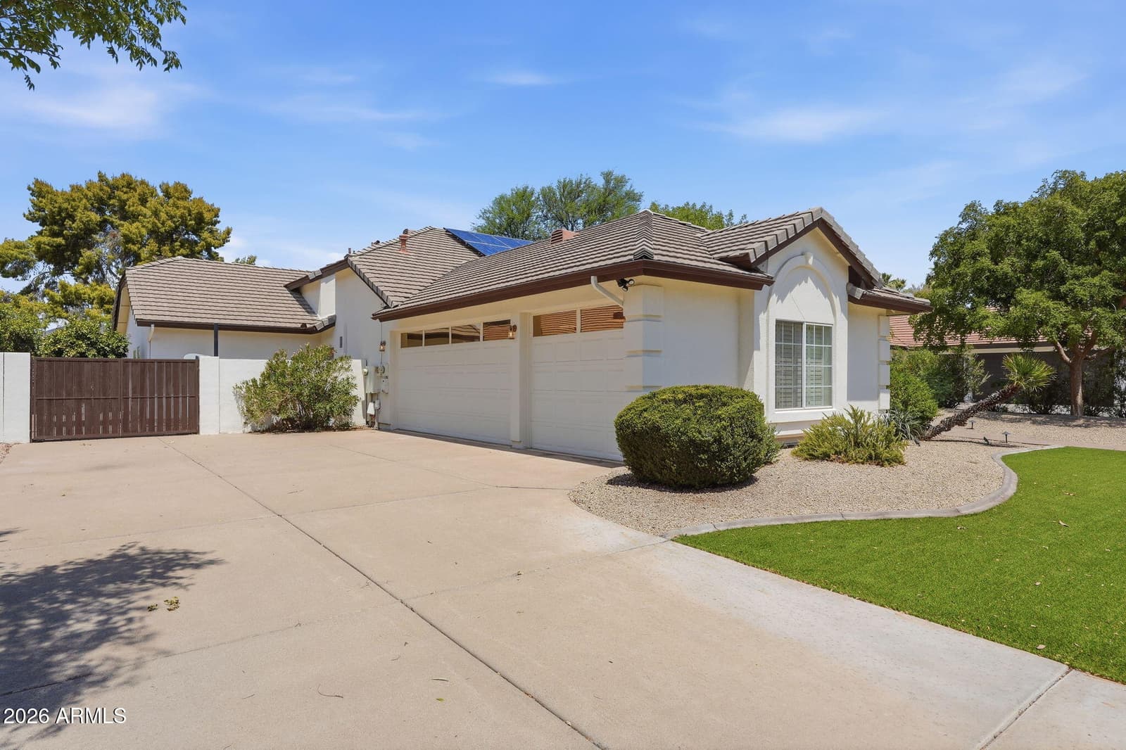 1116 W LAS PALMARITAS Drive, Phoenix, AZ 85021 — photo 44 of 48