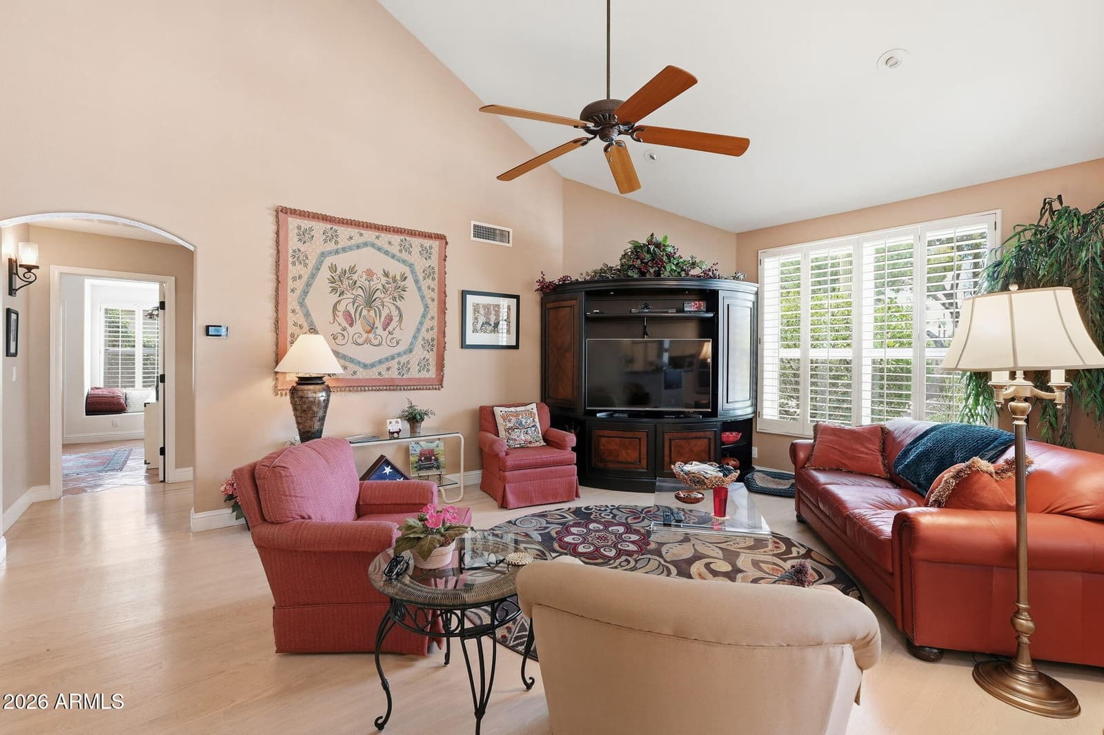 1116 W LAS PALMARITAS Drive, Phoenix, AZ 85021 — photo 6 of 48
