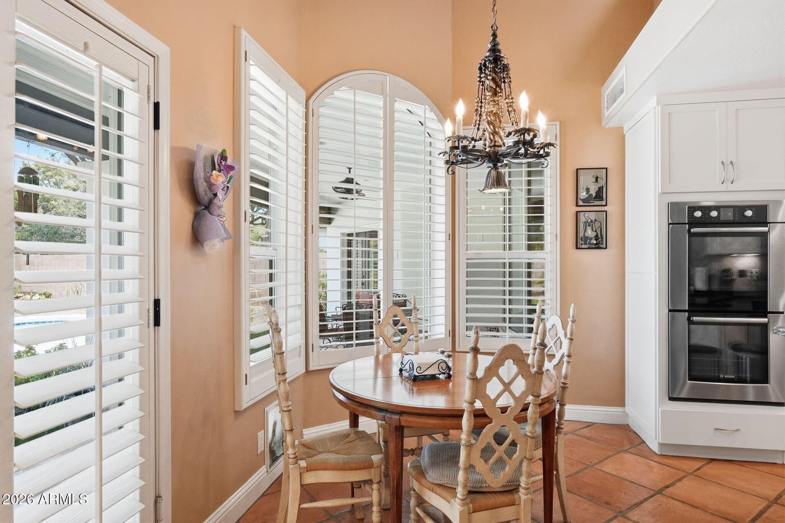 1116 W LAS PALMARITAS Drive, Phoenix, AZ 85021 — photo 14 of 48