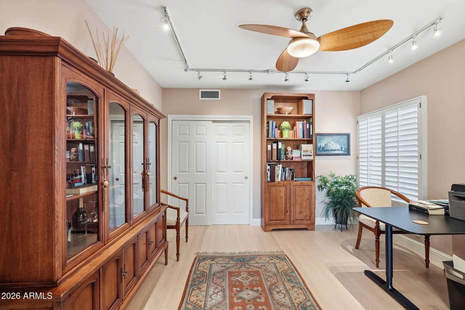 1116 W LAS PALMARITAS Drive, Phoenix, AZ 85021 — photo 25 of 48