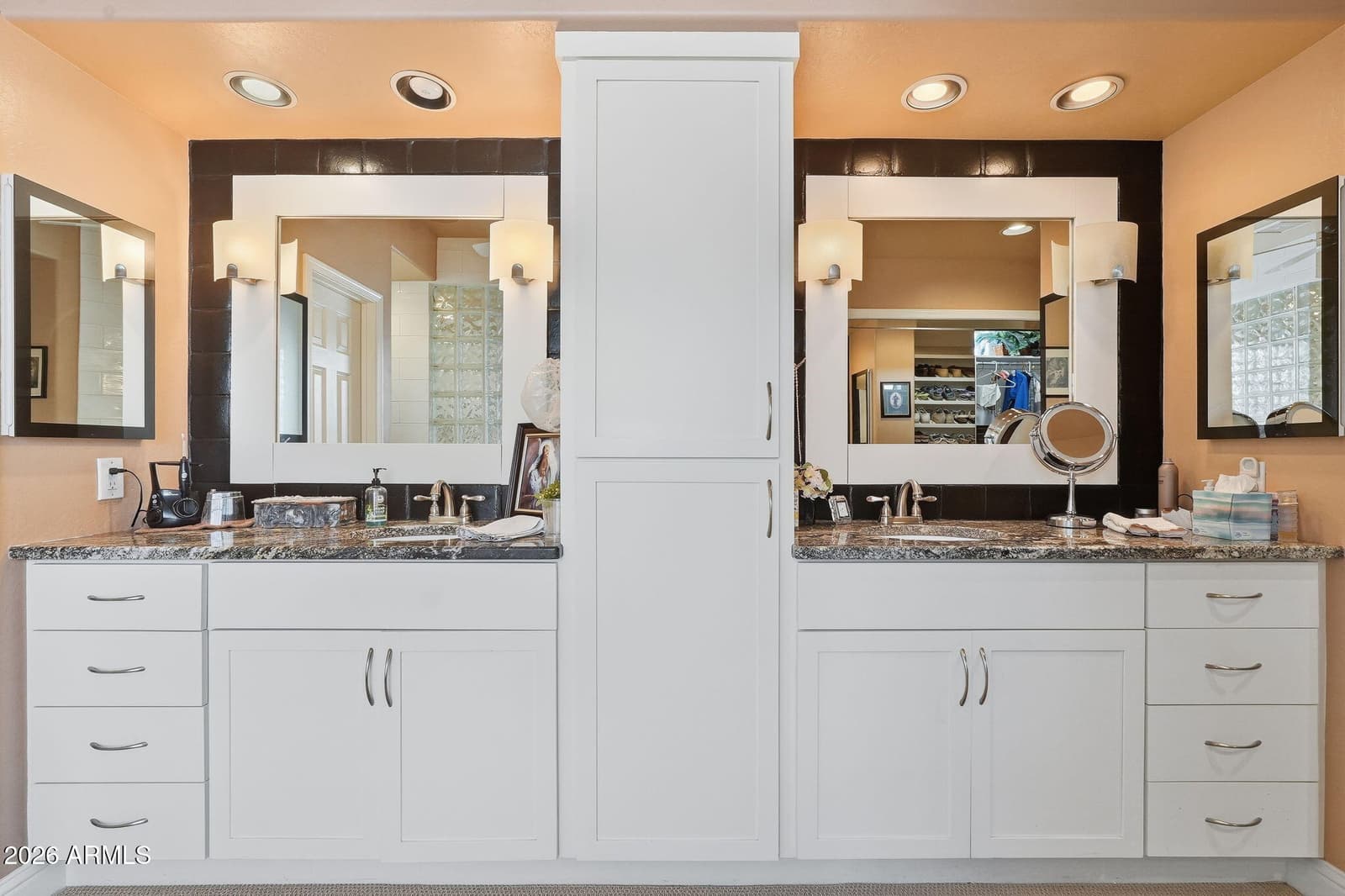 1116 W LAS PALMARITAS Drive, Phoenix, AZ 85021 — photo 19 of 48