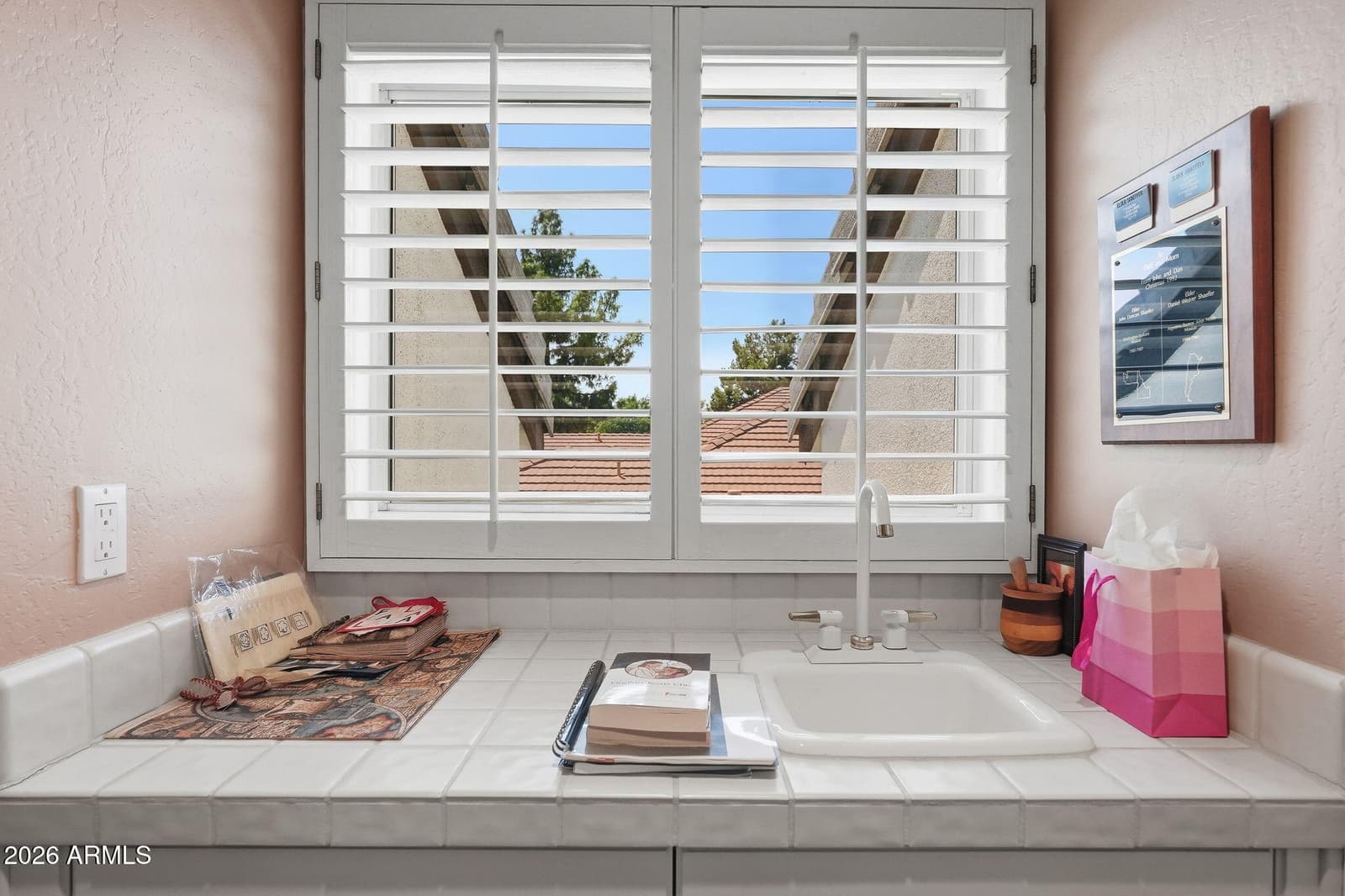 1116 W LAS PALMARITAS Drive, Phoenix, AZ 85021 — photo 32 of 48