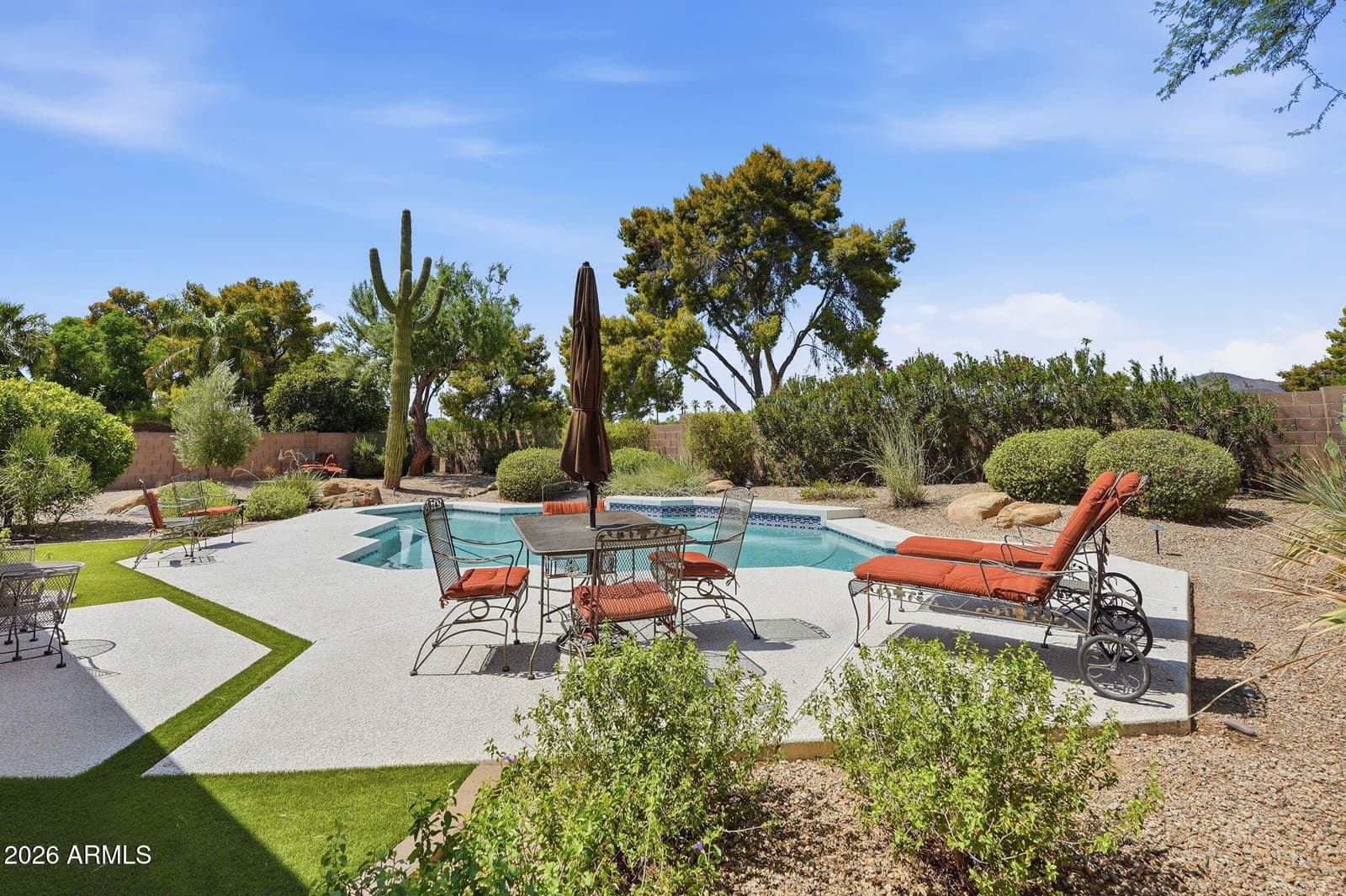 1116 W LAS PALMARITAS Drive, Phoenix, AZ 85021 — photo 38 of 48