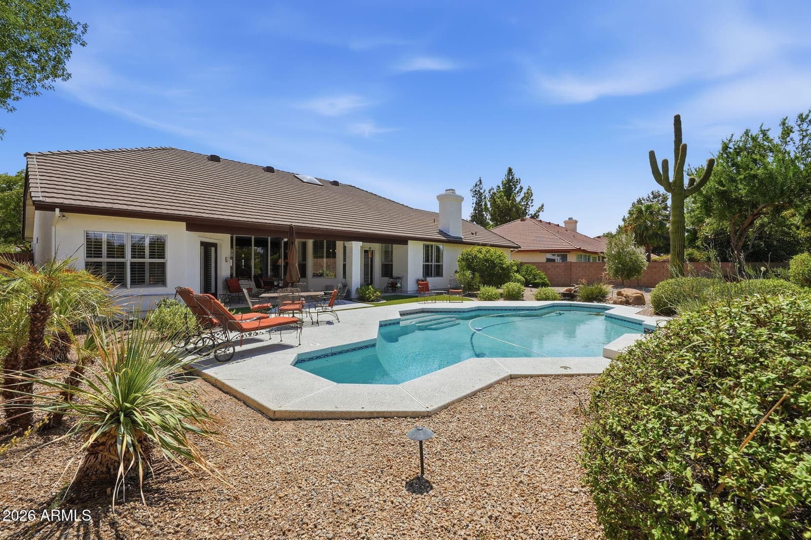 1116 W LAS PALMARITAS Drive, Phoenix, AZ 85021 — photo 39 of 48