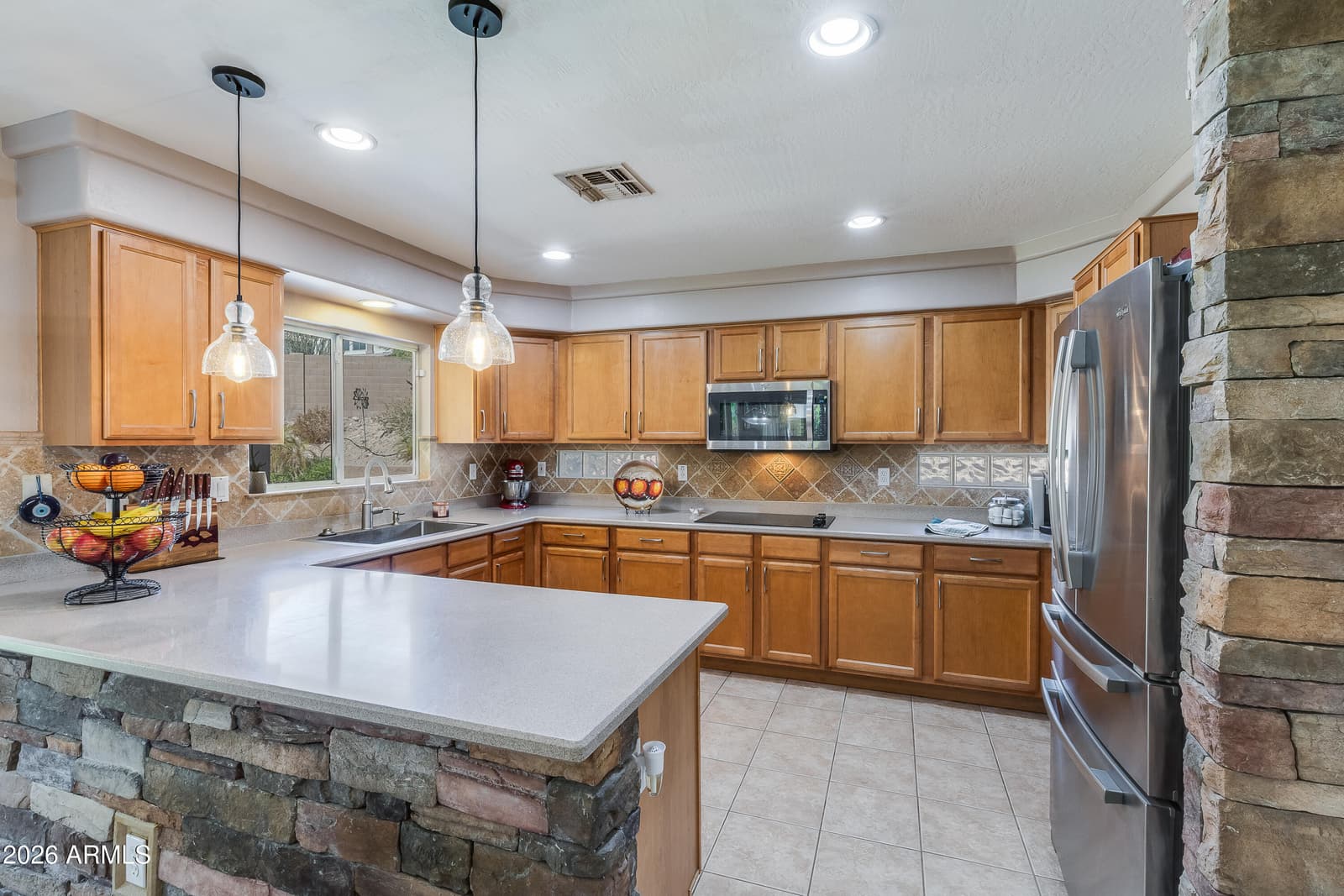 6324 W AVENIDA DEL REY, Phoenix, AZ 85083 — photo 6 of 22