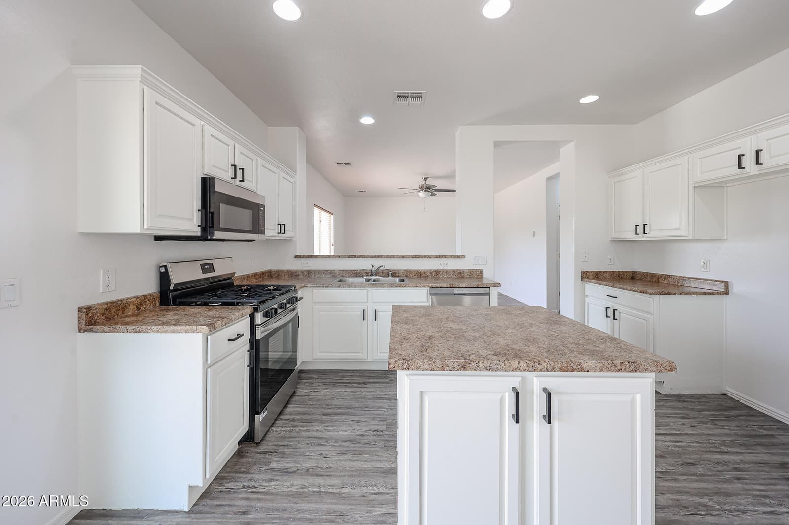 16777 N 175TH Drive, Surprise, AZ 85388 — photo 15 of 47