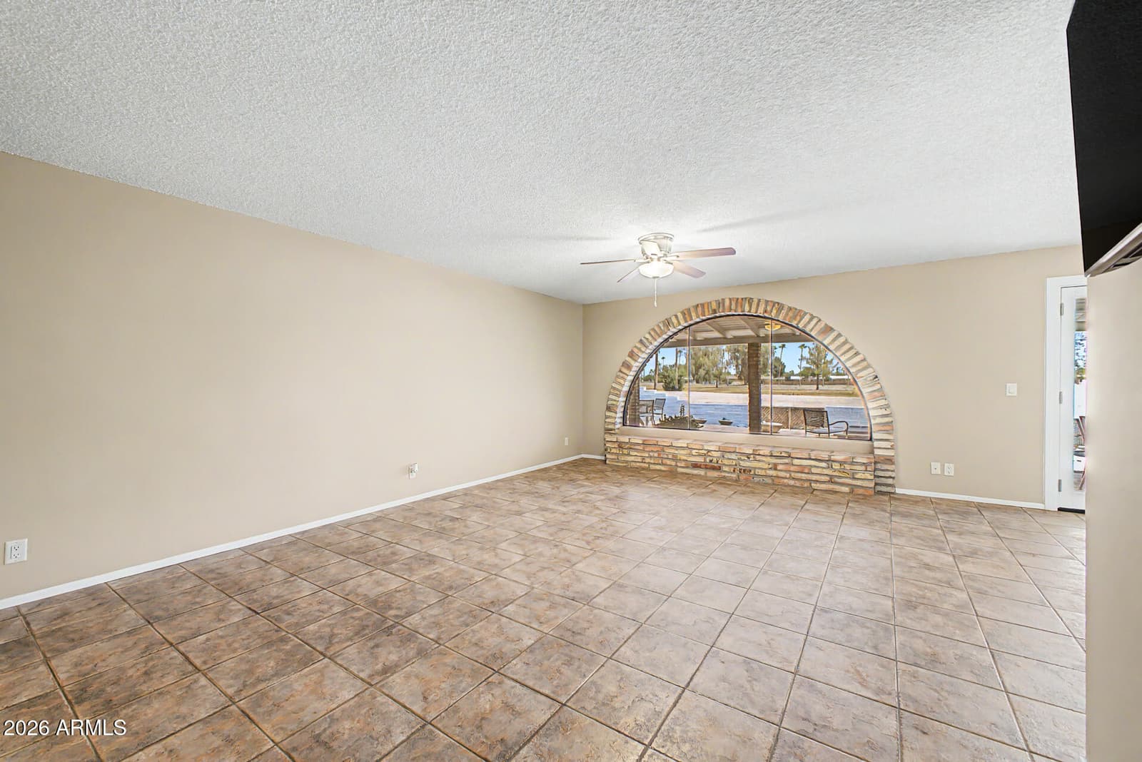 2073 E CAIRO Drive, Tempe, AZ 85282 — photo 7 of 28