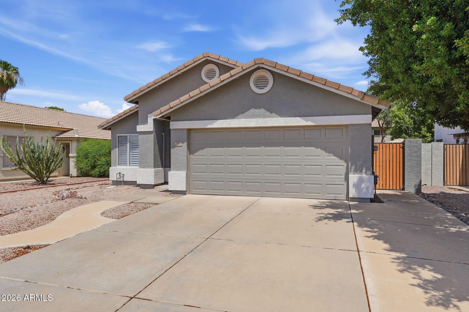 3960 E PINON Court, Gilbert, AZ 85234 — photo 3 of 39