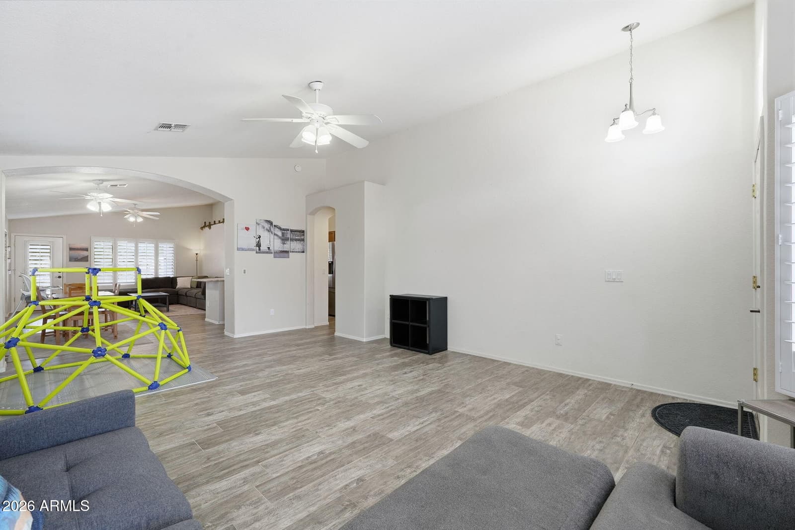 3960 E PINON Court, Gilbert, AZ 85234 — photo 7 of 39
