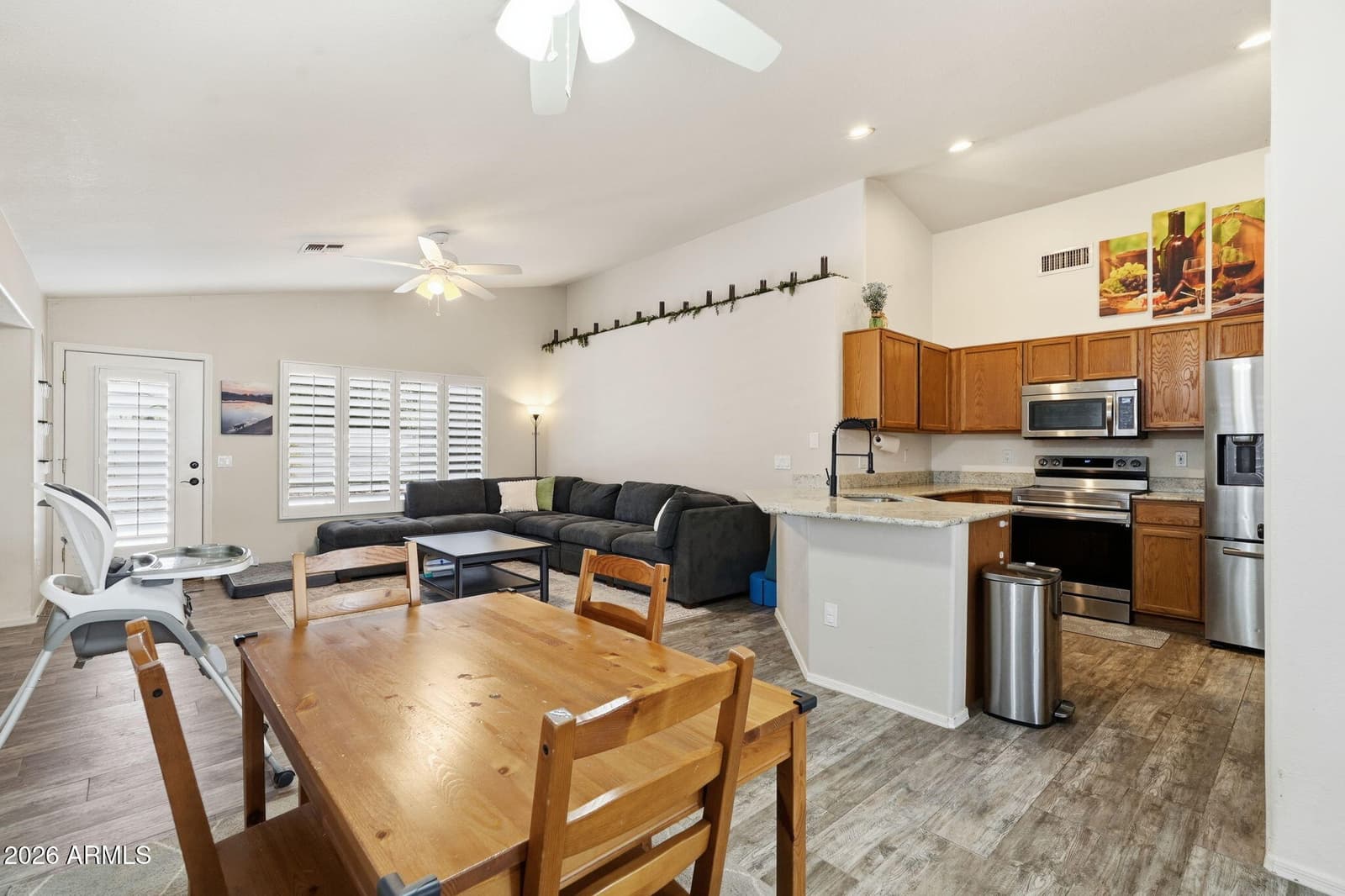 3960 E PINON Court, Gilbert, AZ 85234 — photo 8 of 39