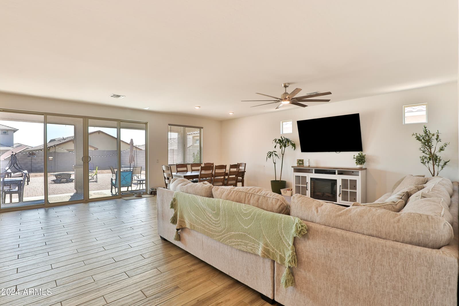 16873 W FETLOCK Trail, Surprise, AZ 85387 — photo 10 of 57
