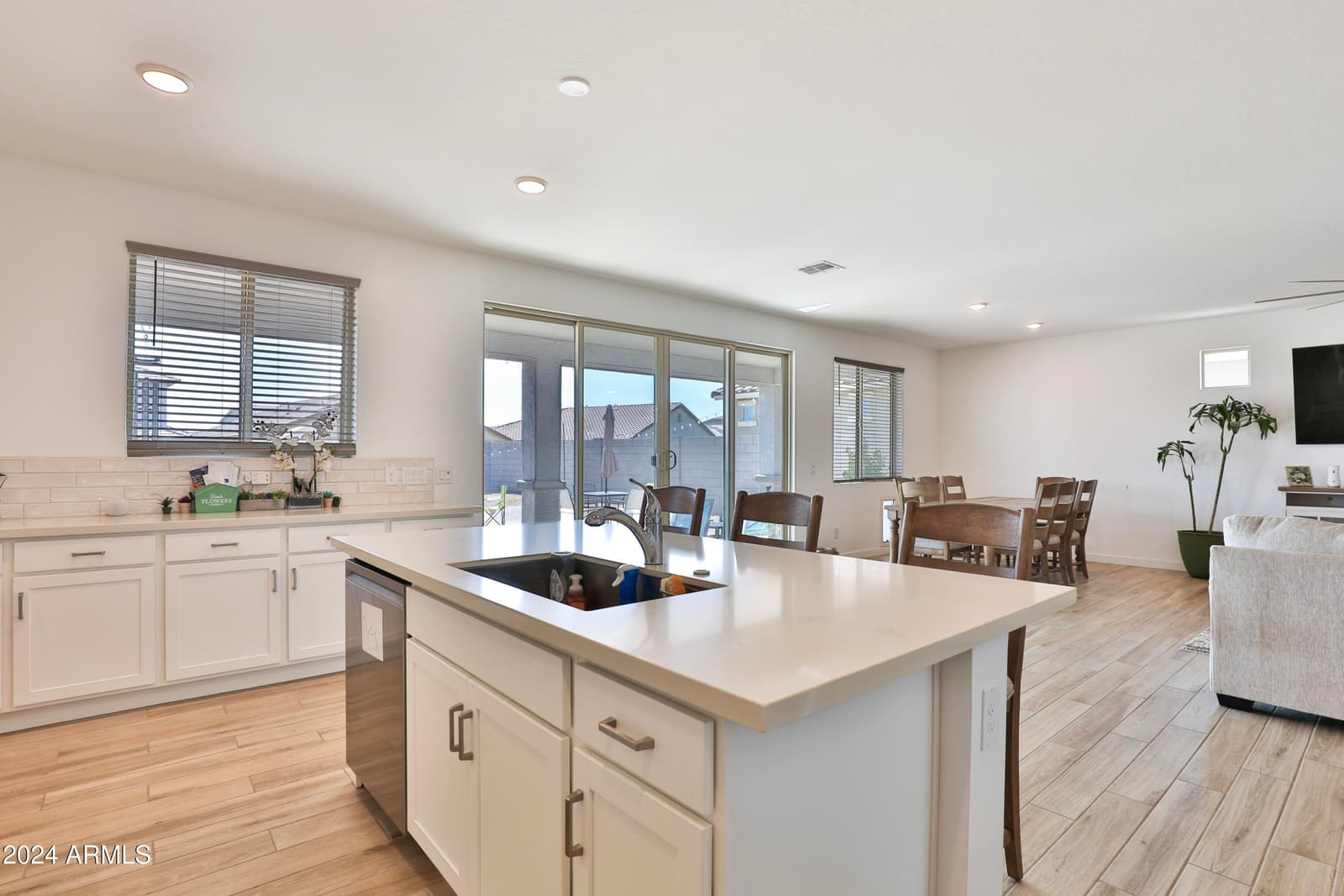 16873 W FETLOCK Trail, Surprise, AZ 85387 — photo 14 of 57