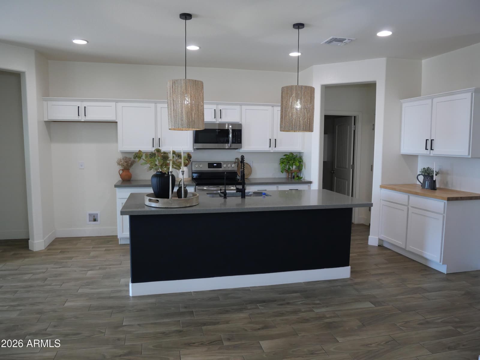 17639 W COUNTRY CLUB Terrace, Surprise, AZ 85387 — photo 4 of 33