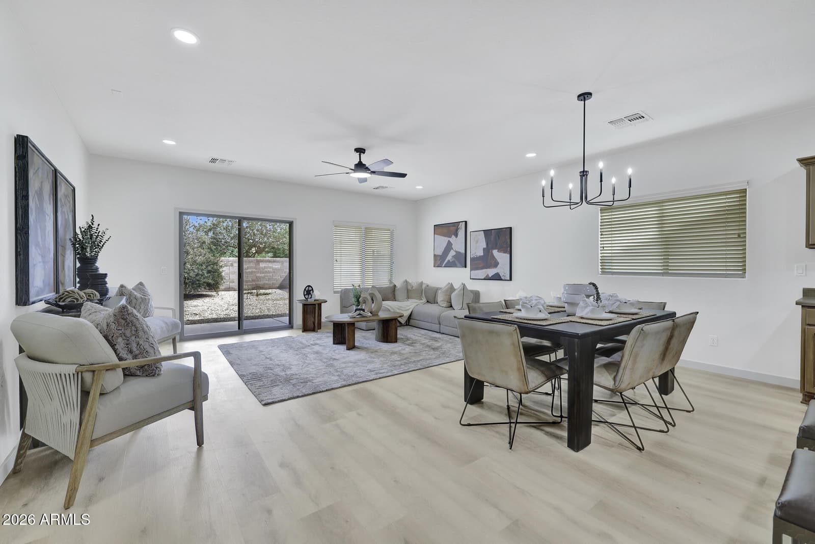 1152 W DESERT HOLLOW Drive, San Tan Valley, AZ 85143 — photo 11 of 44