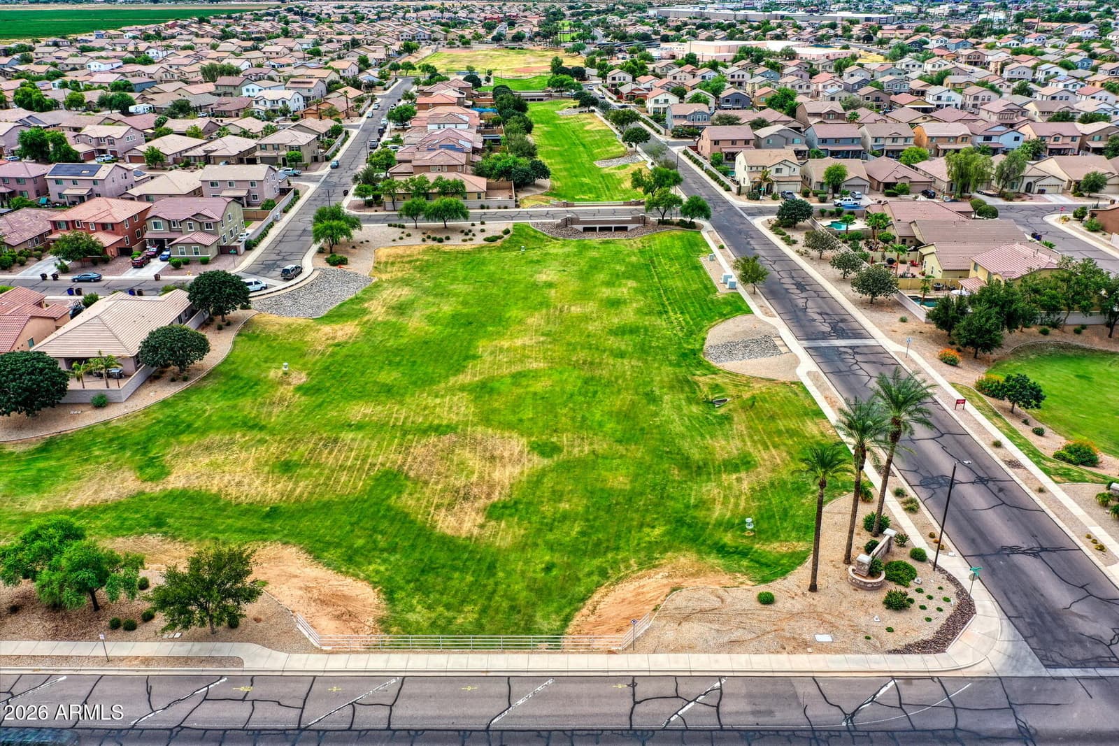 1152 W DESERT HOLLOW Drive, San Tan Valley, AZ 85143 — photo 41 of 44