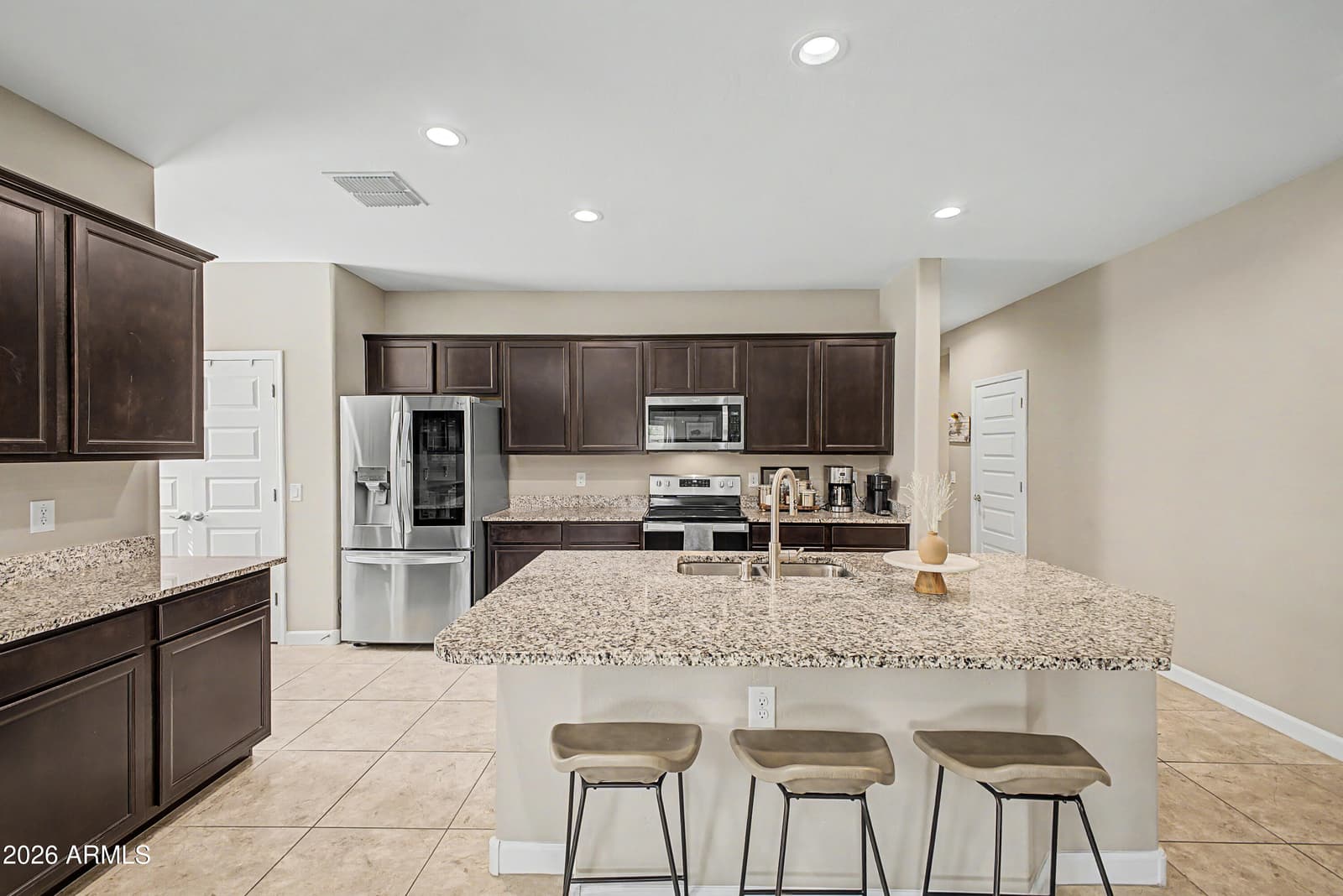5325 W ALTA MESA Avenue, Laveen, AZ 85339 — photo 5 of 24