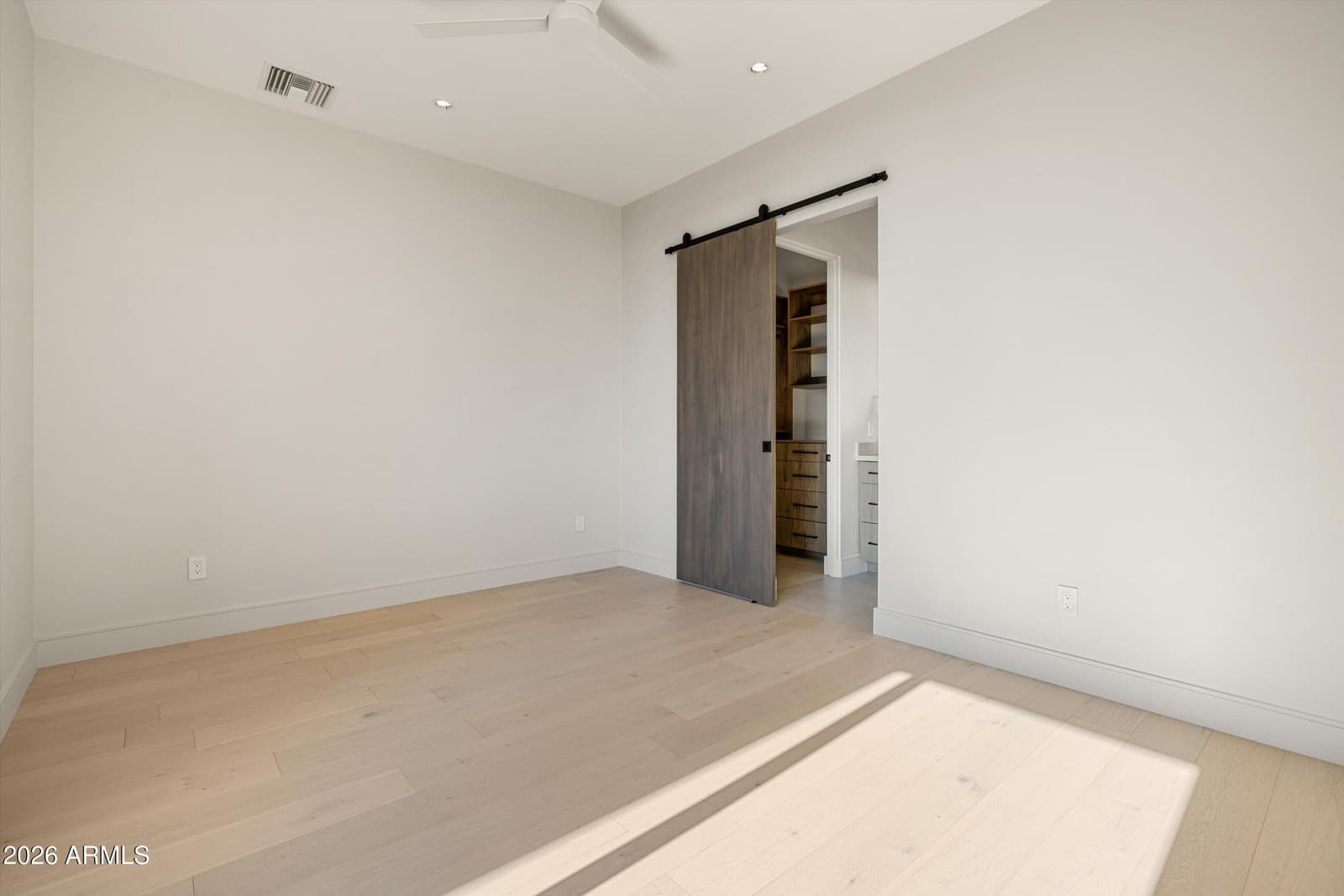 2228 E SOLAR Drive, Phoenix, AZ 85020 — photo 38 of 59