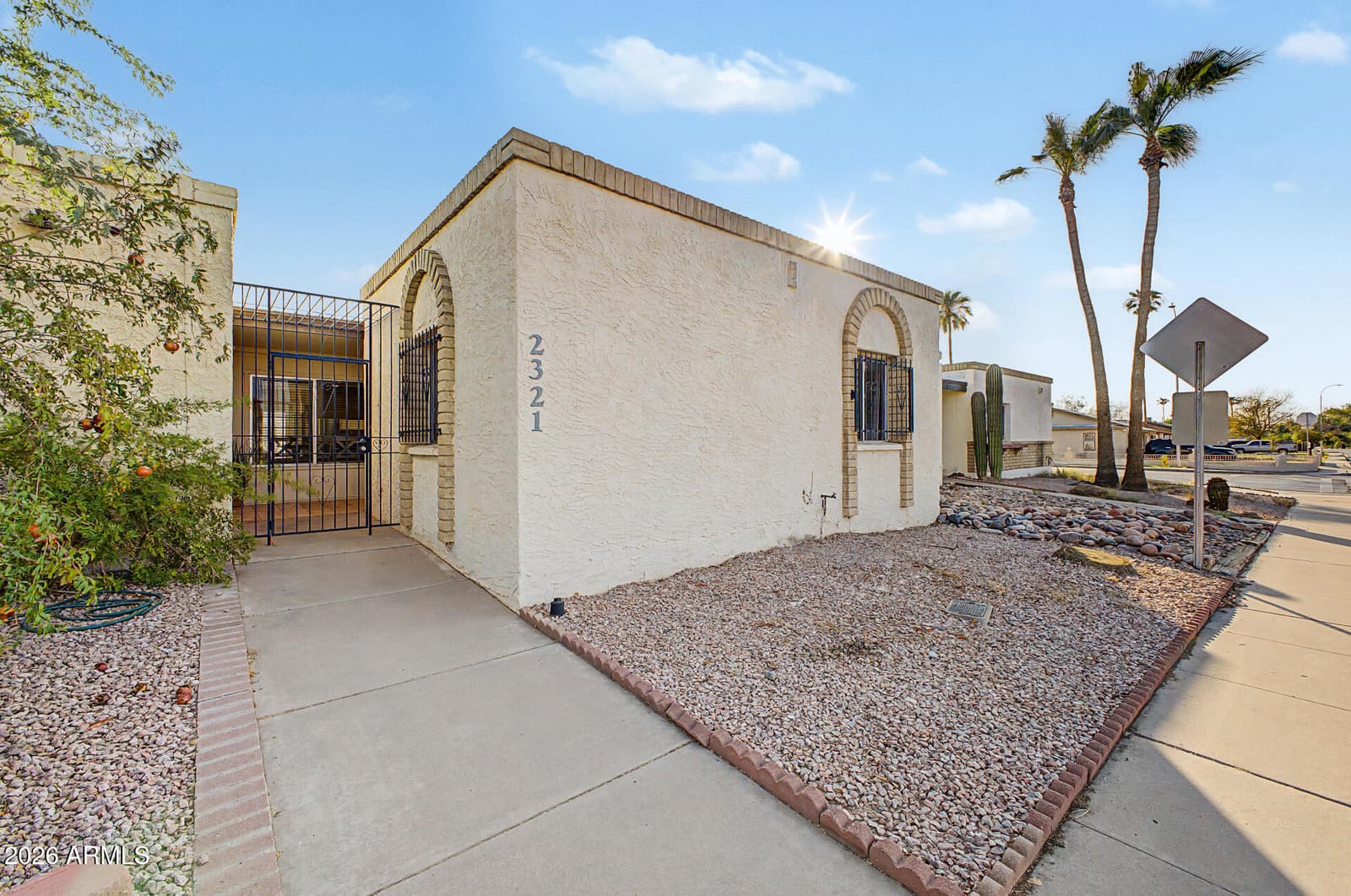 2321 W VINEYARD Road, Tempe, AZ 85282 — photo 1 of 30